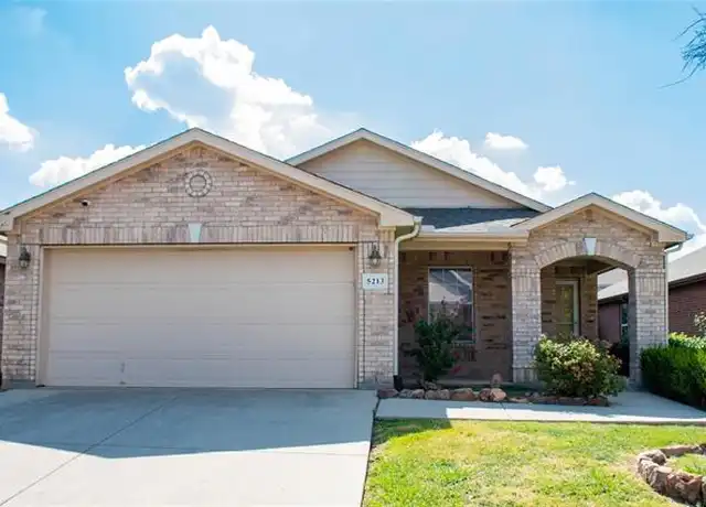 Property at 5213 Mirror Lake Dr, Haltom City, TX, 76117, 3 beds, 2 baths, [object Object]