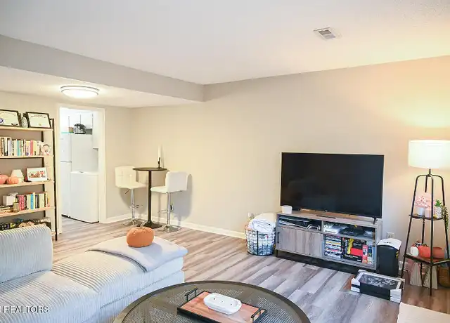 Property at 102-124 Asbury Way Unit 110, Maryville, TN, 37804, 2 beds, 1.5 baths, [object Object]