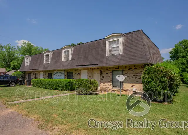 Property at 2111 16th St Unit 2, Calera, AL, 35040, 2 beds, 1.5 baths, [object Object]