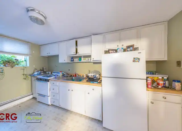 Property at 33 Westgate Rd Unit 1, Chestnut Hill, MA, 02467, 1 bed, 1 bath, [object Object]