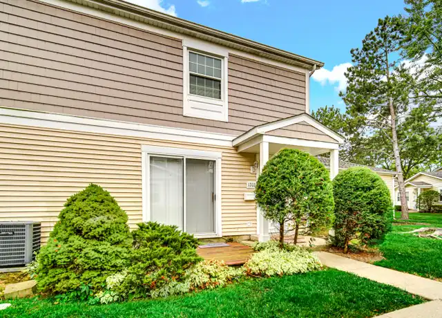 Property at 1202 Quincy Ct, Wheeling, IL, 60090, 2 beds, 1.5 baths, [object Object]