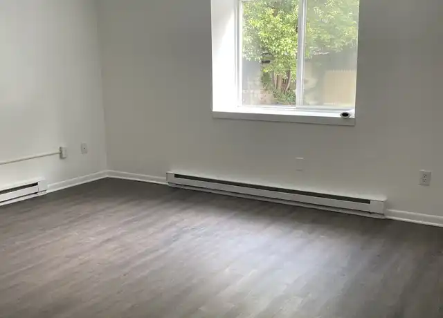Property at 685 E Michigan Ave Unit 112, Battle Creek, MI, 49014, 2 beds, 1 bath, [object Object]