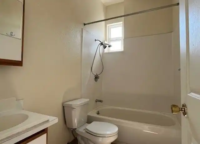 Property at 1901 E Jefferson St Unit 7, Seattle, WA, 98122, 0 beds, 1 bath, [object Object]