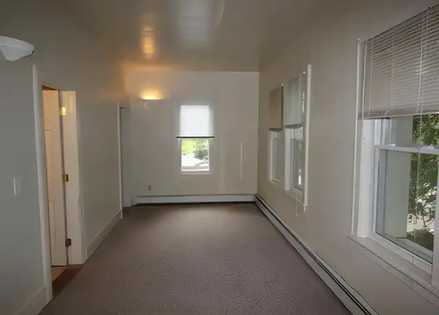 Property at 124 College Pl, Ypsilanti, MI, 48197, 1 bed, 1 bath, [object Object]