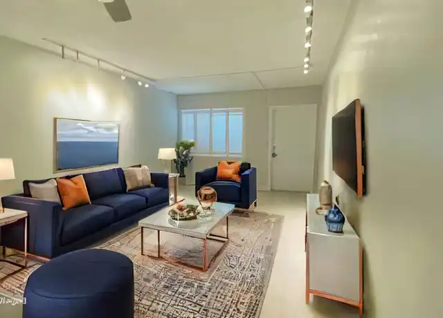 Property at 1902 NE 8th Ct, Fort Lauderdale, FL, 33304, 1 bed, 1 bath, [object Object]
