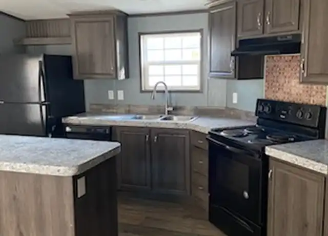 Property at 45 Mesquite Ln Unit 45, Mercedes, TX, 78570, 3 beds, 2 baths, [object Object]
