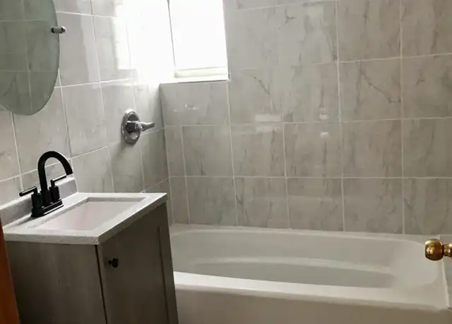 Property at 1638 S 50th Ave Unit 2F, Cicero, IL, 60804, 2 beds, 1 bath, [object Object]