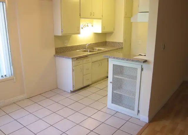 Property at 11980 Walnut Ln Unit 11, Los Angeles, CA, 90025, 1 bed, 1 bath, [object Object]