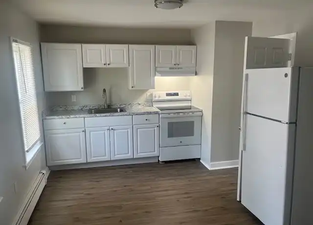 Property at 33 Exeter Rd Unit 29-1, Newmarket, NH, 03857, 3 beds, 1 bath, [object Object]