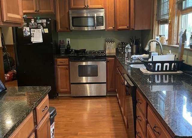 Photo of 130 North St Unit 1, Somerville, MA 02144