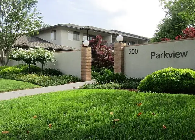 Photo of 200 N Minnesota Ave, Glendora, CA 91741