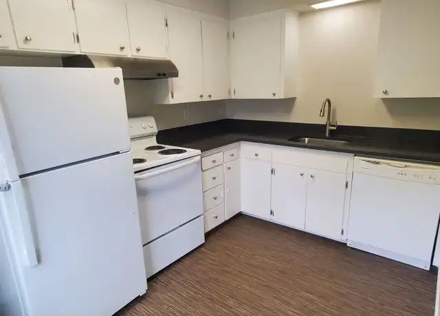 Property at Cortina Apartments - 980 Edmonds Ave NE, Renton, WA, 98056, 1 bed, 1 bath, [object Object]