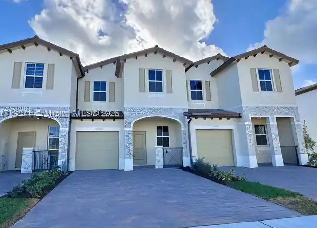 Property at 2490 SE 29th Dr, Homestead, FL, 33035, 3 beds, 2.5 baths, [object Object]