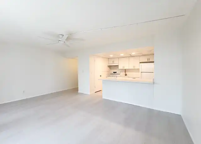 Property at 1100 Turner St Unit 109, Clearwater, FL, 33756, 2 beds, 1 bath, [object Object]