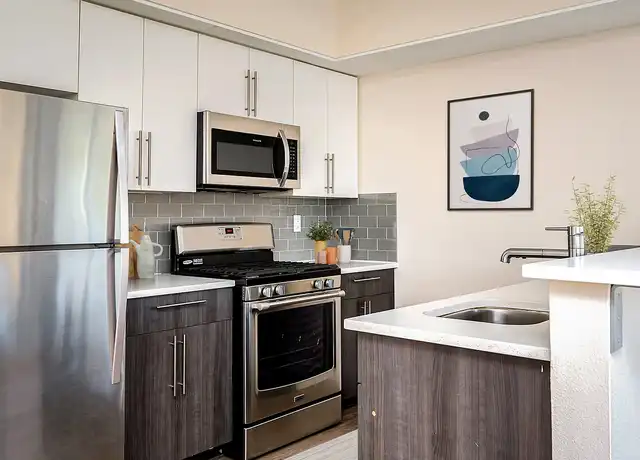 Property at Wildwood Apartments - 2240 NW Pettygrove St, Portland, OR, 97210, 0 beds, 1 bath, [object Object]