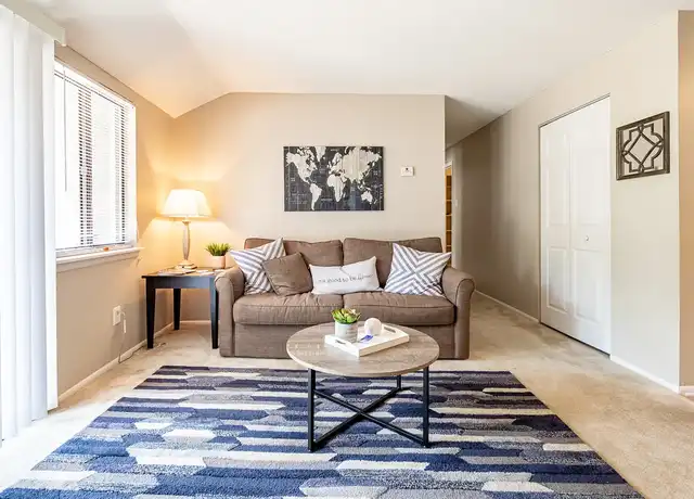 Property at Hilltop by Princeton - 1 Hampshire Dr, Nashua, NH, 03063, 1-3 bed, 1-1.5 bath, [object Object]