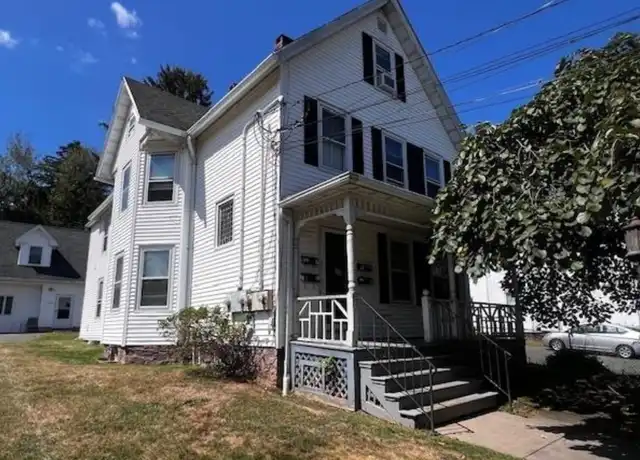 Property at 635 High St Unit 2, Middletown, CT, 06457, 2 beds, 2 baths, [object Object]