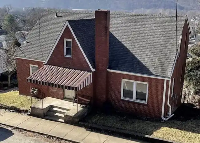 Property at 612 Hopkins St Unit 2, Sewickley, PA, 15143, 3 beds, 2 baths, [object Object]
