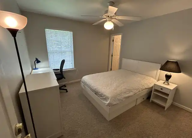 Property at 2738 W Tharpe St #402, Tallahassee, FL, 32303, 1 bed, 1 bath, [object Object]