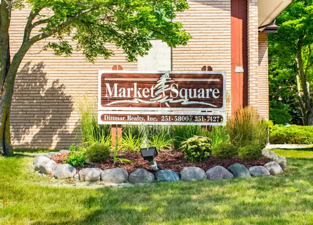 Property at 7700 Northpoint Dr Unit 17, Menomonee Falls, WI, 53051, 1 bed, 1 bath, [object Object]