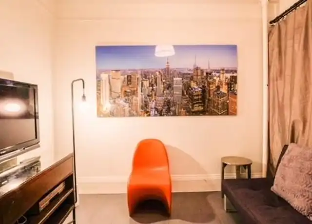 Property at 210 Thompson St Unit 5EN, New York, NY, 10012, 1 bed, 1 bath, [object Object]