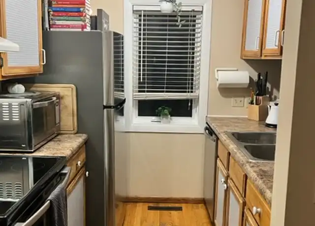Property at 1601 W Wayzata Blvd Unit C, Long Lake, MN, 55356, 2 beds, 1.5 baths, [object Object]