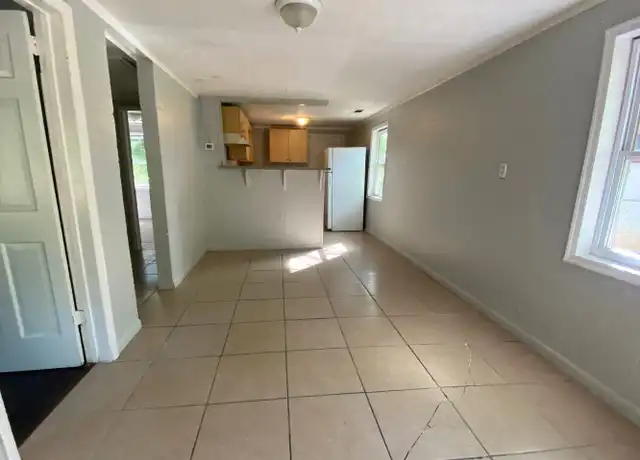 Property at 150 W Carver Dr, Athens, GA, 30601, 2 beds, 1 bath, [object Object]
