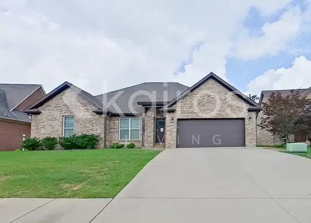 Property at 117 Old Orchard Rd, Florence, AL, 35634, 4 beds, 2 baths, [object Object]