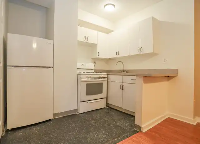 Property at 910 W Lawrence Ave Unit 1202, Chicago, IL, 60640, 1 bed, 1 bath, [object Object]