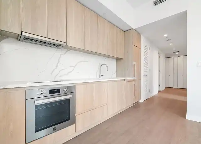 Property at 200 E 23rd St Unit 15A, New York, NY, 10010, 2 beds, 1 bath, [object Object]