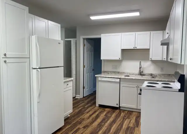 Property at 452 Reems Creek Rd Unit 9, Weaverville, NC, 28787, 2 beds, 1 bath, [object Object]