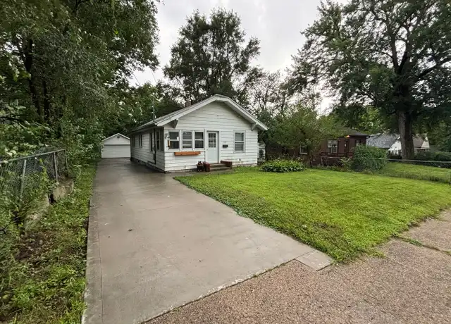 Property at 3101 Cleveland Ave, Des Moines, IA, 50317, 2 beds, 1 bath, [object Object]