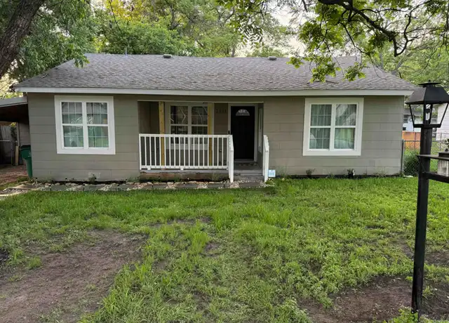 Property at 2334 W Denman St, Stephenville, TX, 76401, 3 beds, 2 baths, [object Object]