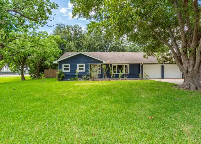 Property at 1 4th Ave N, Texas City, TX, 77590, 4 beds, 1.5 baths, [object Object]
