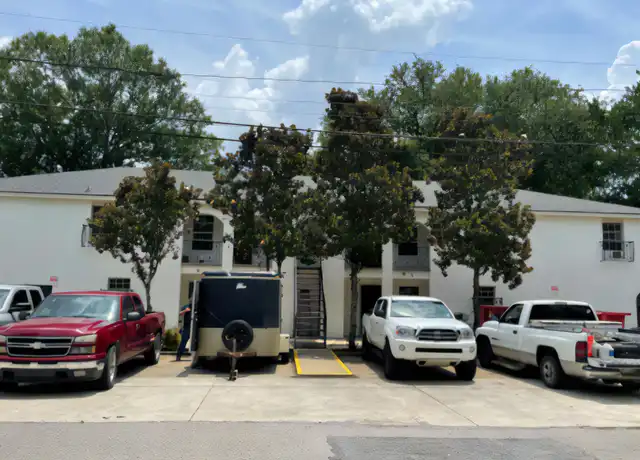 Property at 600 E University Ave #3, Lafayette, LA, 70503, 1 bed, 1 bath, [object Object]