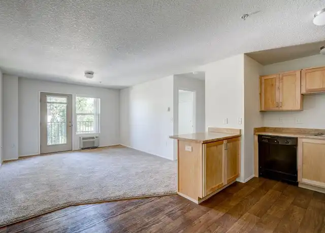 Property at Boulder Pointe - 969 NE Warner Pl, Bend, OR, 97701, 2 beds, 1-2 bath, [object Object]