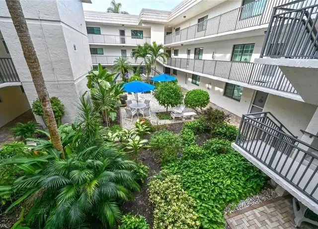 Property at 788 Park Shore Dr Unit C25, Naples, FL, 34103, 2 beds, 2 baths, [object Object]