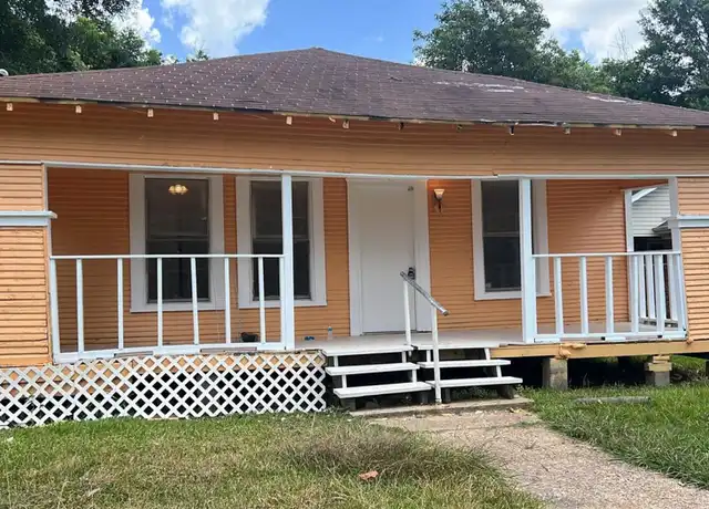 Property at 755 Doucette St, Beaumont, TX, 77701, 3 beds, 1 bath, [object Object]