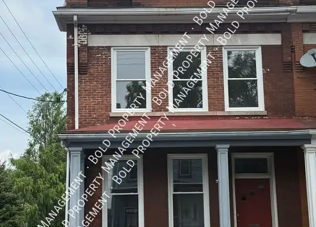 Property at 917 Walnut St, Lebanon, PA, 17042, 5 beds, 2 baths, [object Object]