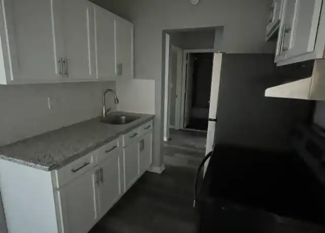 Property at 89 S Whitney St Unit AA3, Hartford, CT, 06106, 1 bed, 1 bath, [object Object]