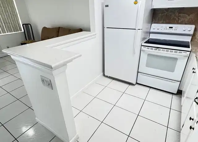 Property at 224 Berkshire K Unit K, West Palm Beach, FL, 33417, 1 bed, 1 bath, [object Object]