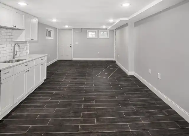 Property at 56 Park St Unit 1, Jersey City, NJ, 07304, 1 bed, 1 bath, [object Object]
