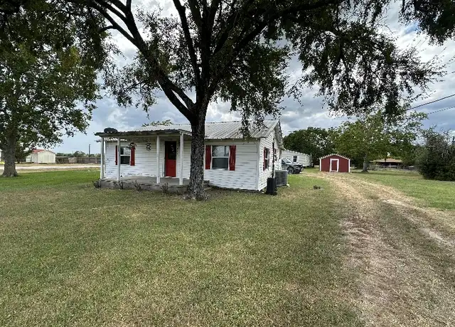 Property at 917 FM 247 Rd, Huntsville, TX, 77320, 2 beds, 1 bath, [object Object]