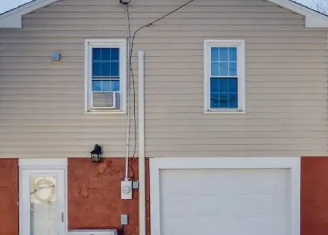 Property at 1096 Lynn Garden Dr, Kingsport, TN, 37660, 2 beds, 1 bath, [object Object]