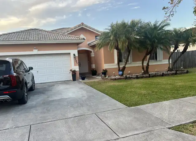 Property at 1203 SE 7th Ct, Homestead, FL, 33033, 4 beds, 2 baths, [object Object]