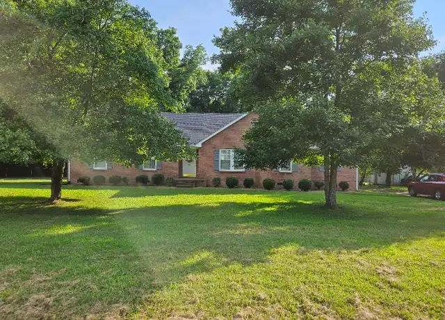 Property at 1011 Brookwood Dr, Gallatin, TN, 37066, 3 beds, 2 baths, [object Object]