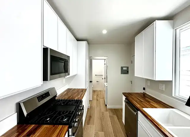 Property at 2302 N Frederic St, Burbank, CA, 91504, 1 bed, 1 bath, [object Object]