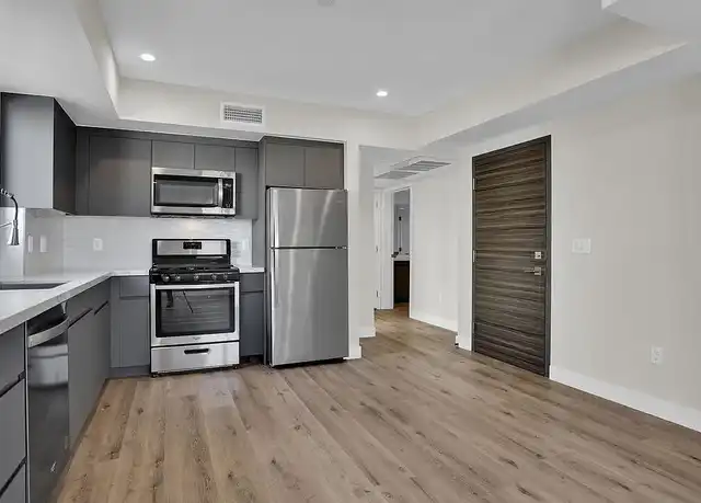 Property at 846 S Mariposa Ave, Los Angeles, CA, 90005, 1 bed, 1 bath, [object Object]