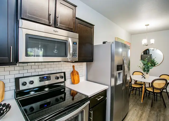 Photo of 304 E Silverado Ranch Blvd, Las Vegas, NV 89183