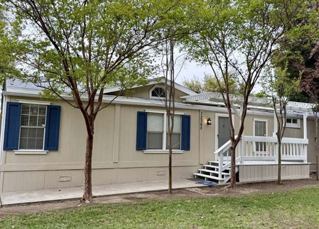 Photo of 32360 Wildomar Trl, Wildomar, CA 92595